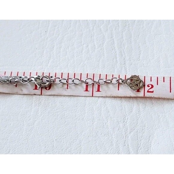 Kendra Scott KIRI Clear Mother Pearl Pendant on Silver Tone Chain Necklace - Picture 5 of 6